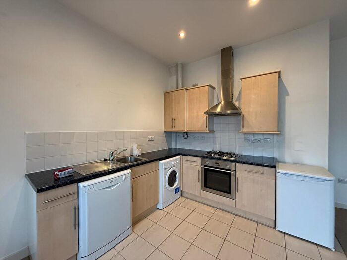 1 Bedroom Apartment To Rent In Cambridge Street, Aylesbury, HP20