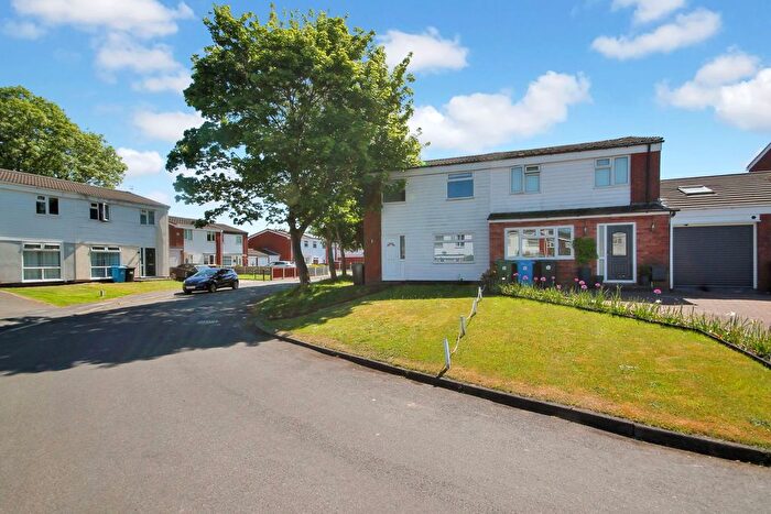 3 Bedroom Semi-Detached House To Rent In Mevagissey Road, Brookvale, Runcorn, WA7