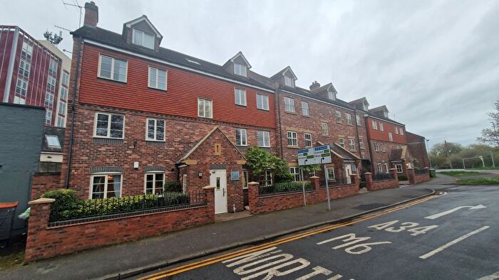 2 Bedroom Flat To Rent In North Walls, Stafford, Staffordshire, ST16