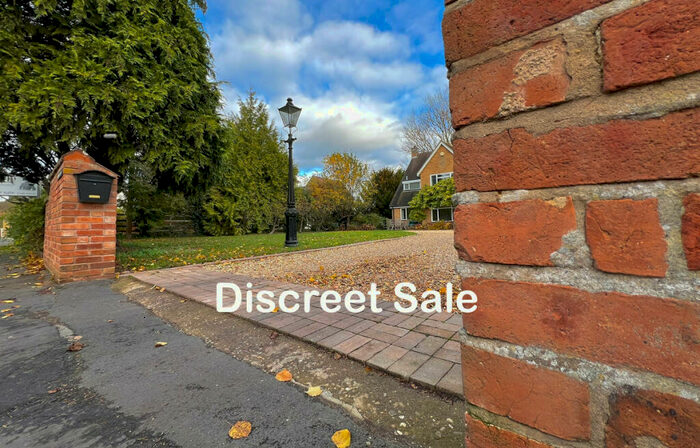 5 Bedroom Detached House For Sale In Stratford-upon-avon, Nearly Sq Ft, Fields Front & Rear, CV37