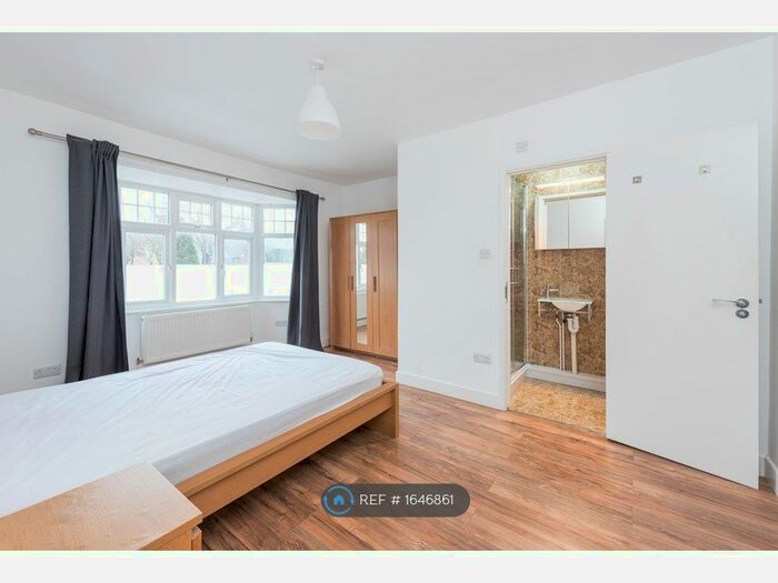 4 Bedroom Maisonette To Rent In Atkins Road, London, SW12