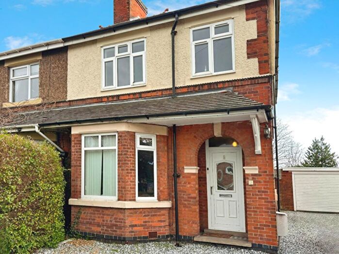 3 Bedroom Semi-Detached House To Rent In Silkmore Lane, Stafford, ST17