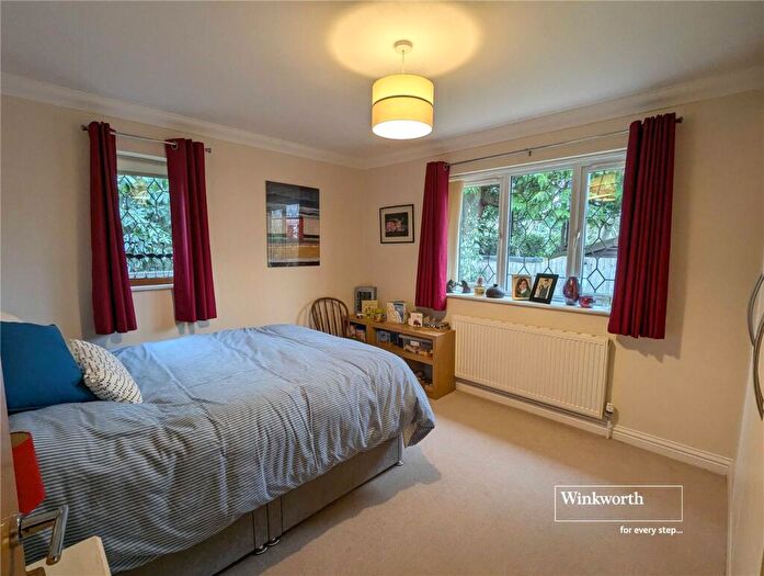3 Bedroom Bungalow For Sale In Firshill, Christchurch, Dorset, BH23