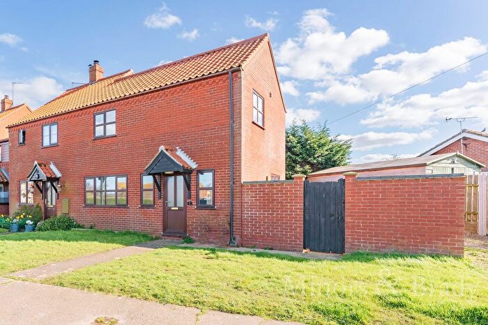 2 Bedroom End Terrace House To Rent In Waxham Road, Sea Palling, NR12