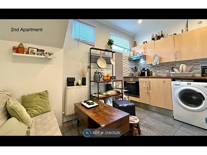 1 Bedroom Flat To Rent In Wightman Road, London, N8