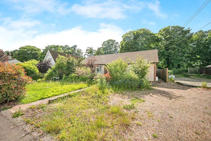 3 Bedroom Bungalow For Sale In High Street, Long Melford, Sudbury, Suffolk, CO10