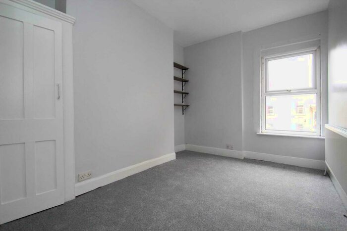 2 Bedroom Flat To Rent In Archway Road, Highgate, N6