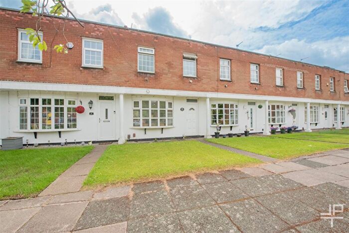 3 Bedroom Terraced House To Rent In Georgian Court, Leigh, Greater Manchester, WN7