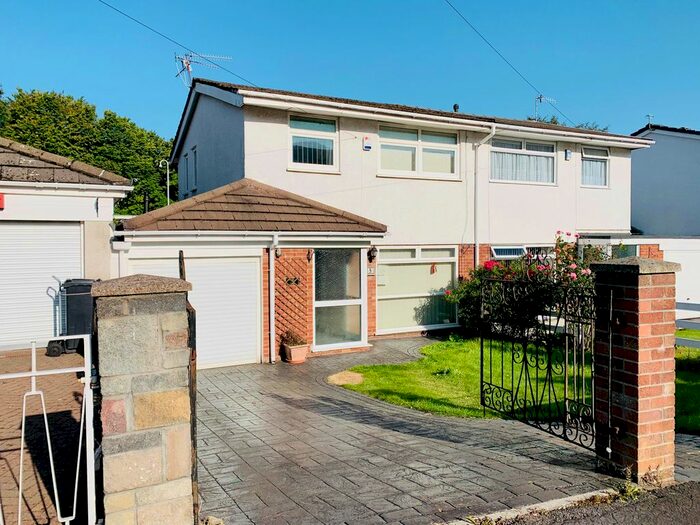 3 Bedroom Semi-Detached House To Rent In Greenfield Gardens, Pentrebach, Merthyr Tydfil, CF48