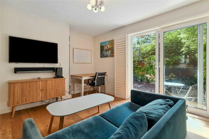 2 Bedroom Apartment To Rent In Harvist Road, London, NW6