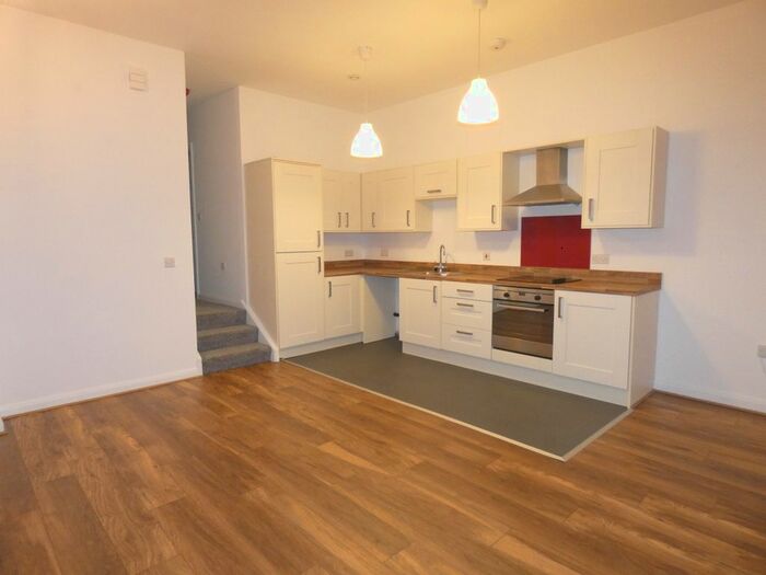 2 Bedroom Flat To Rent In Starkie Street, Preston, PR1