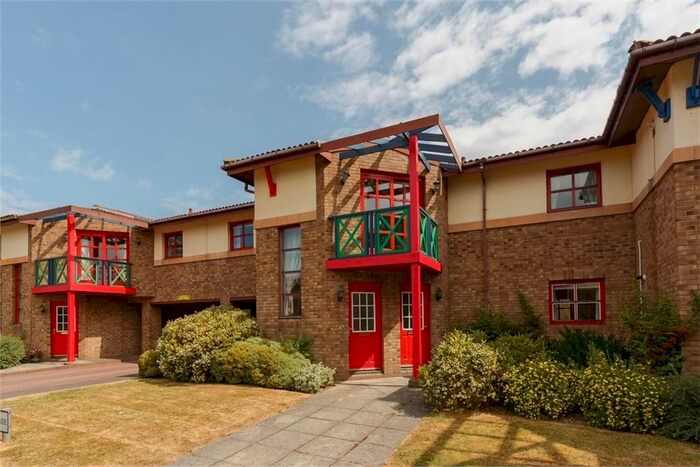 2 Bedroom Mews To Rent In , East Werberside, Edinburgh, EH4