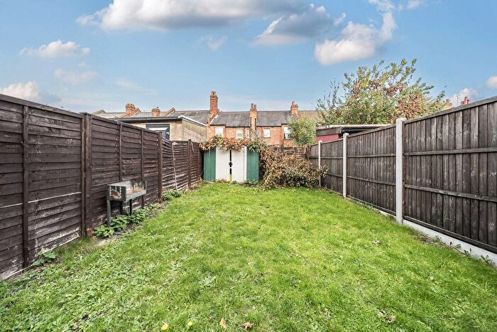 3 Bedroom Terraced House For Sale In Dartmouth Road, Hendon, London, NW4
