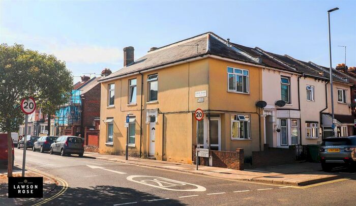 2 Bedroom Flat To Rent In Twyford Avenue, Portsmouth, PO2