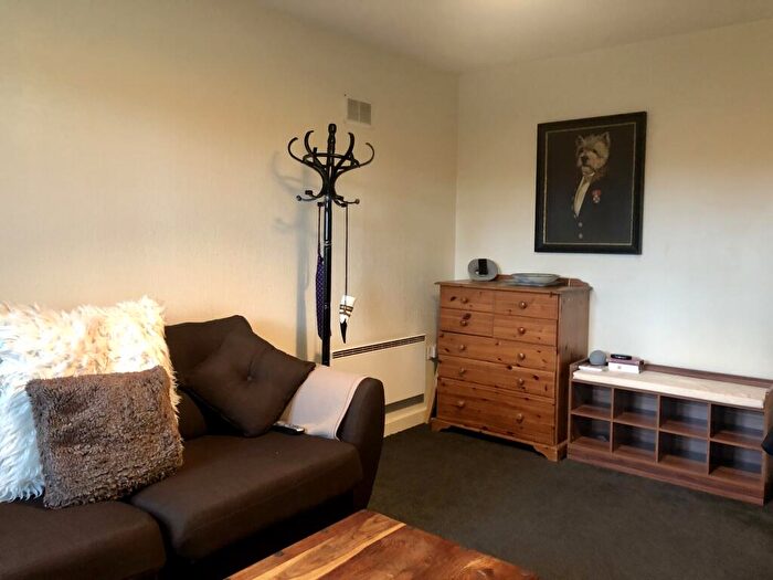 2 Bedroom Flat To Rent In Apple Blossom Grove, Cadishead, M44