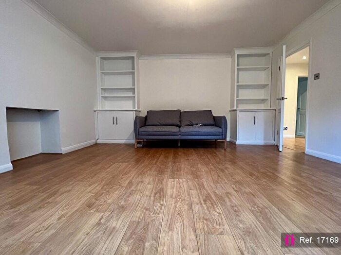 2 Bedroom Apartment To Rent In Belvedere Road, London, SE19