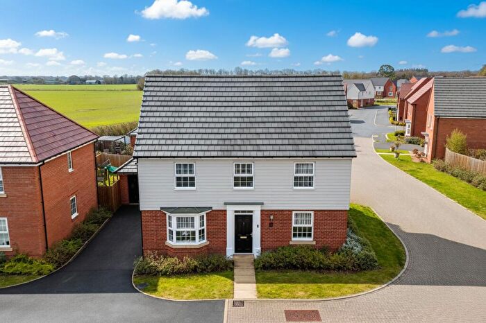 4 Bedroom Detached House For Sale In Salman Road, Rackheath, Norwich, NR13