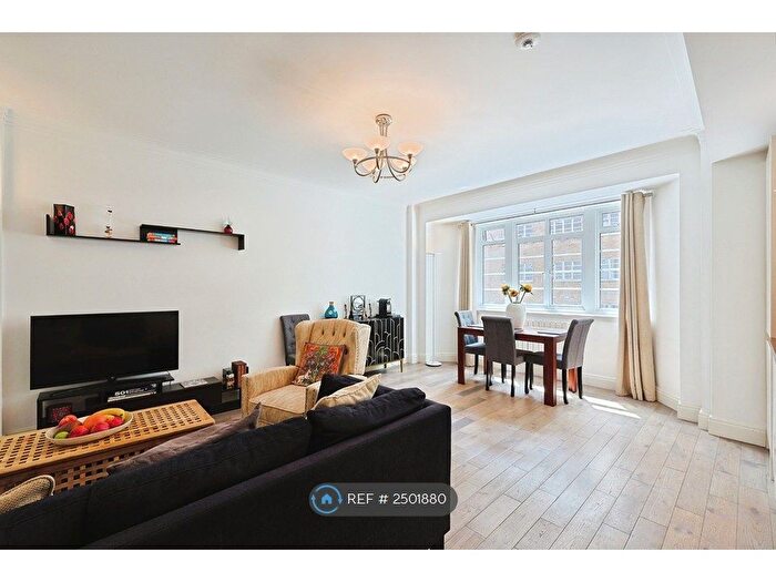 2 Bedroom Flat To Rent In Vicarage Gate, London, W8