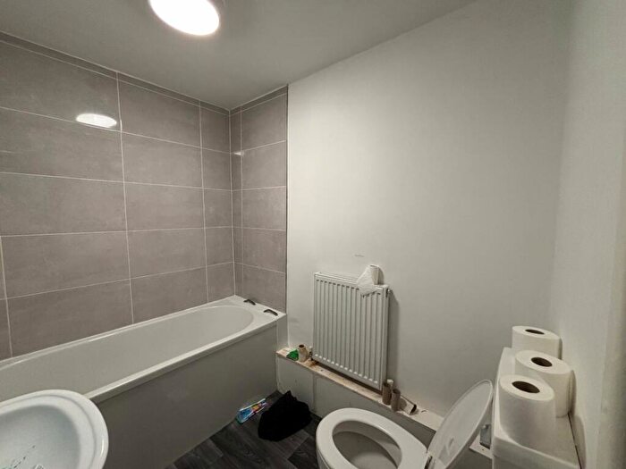 2 Bedroom Terraced House For Sale In Bond Street, Stoke-on-Trent, ST6