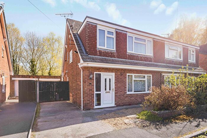 3 Bedroom Semi-Detached House For Sale In Brookside Avenue, Lymm, WA13