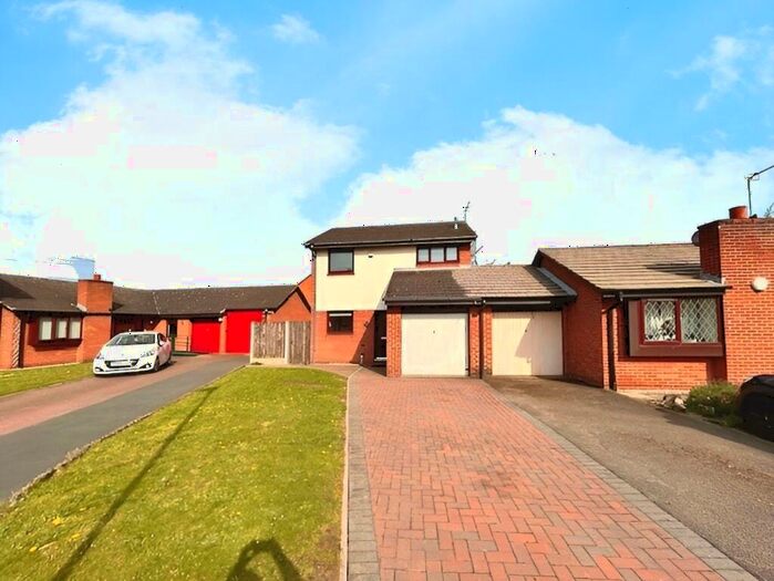 3 Bedroom Link Detached House To Rent In Newhall Road, Kirk Sandall, Doncaster, South Yorkshire, DN3