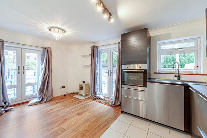 2 Bedroom Semi-Detached House To Rent In Cunard Walk, London, Greater London, SE16