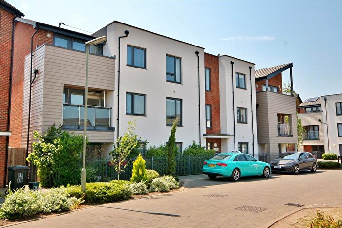 2 Bedroom Apartment For Sale In Reed Street, Woking, Surrey, GU22