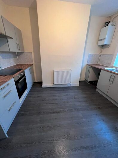 2 Bedroom Terraced House To Rent In Gordon Street, Wakefield, WF1