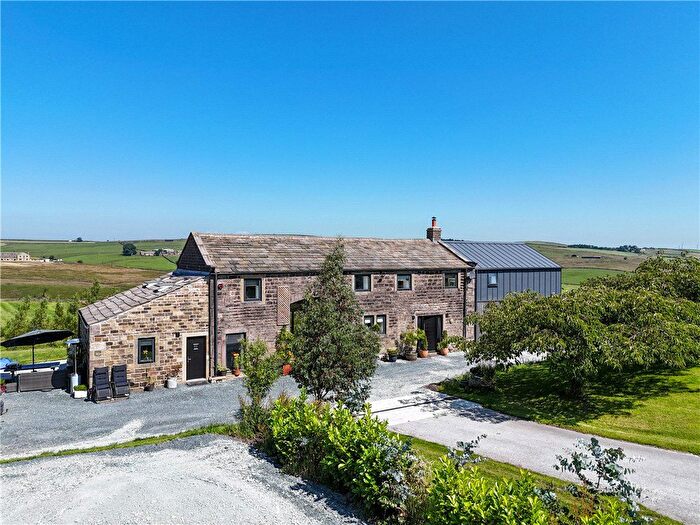 4 Bedroom Equestrian Property For Sale In Cowling, North Yorkshire, BD22