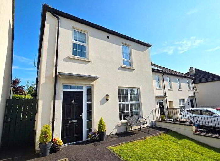 3 Bedroom End TownHouse For Sale In Coyle Court, Antrim, BT41
