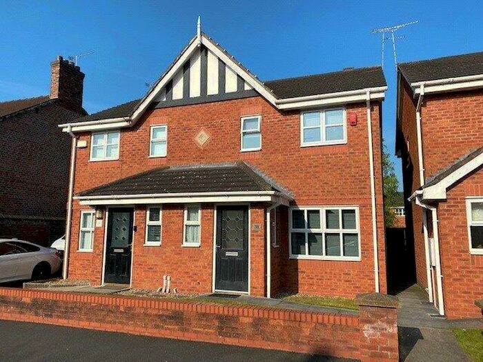 3 Bedroom Semi-Detached House To Rent In St Andrews Court, CW2