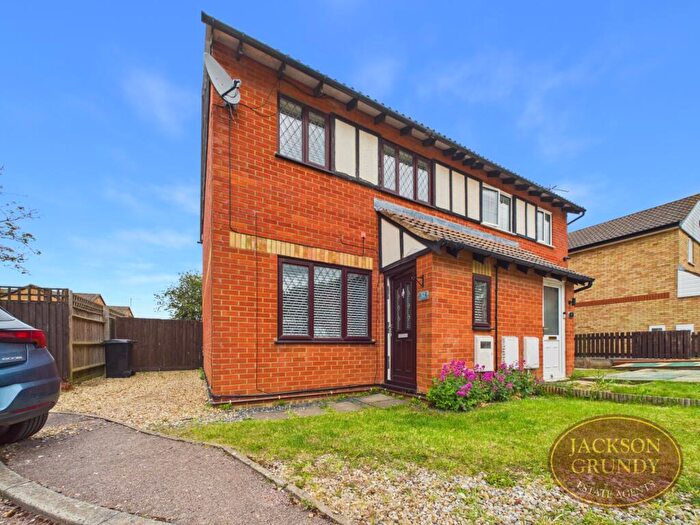 3 Bedroom Semi-Detached House To Rent In Bollinger Close, Duston, NN5