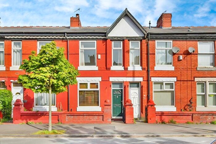 2 Bedroom Terraced House To Rent In Thornton Road, Manchester, M14