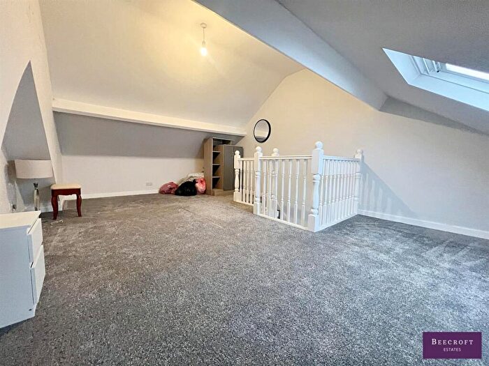 3 Bedroom Terraced House For Sale In Hough Lane, Wombwell, Barnsley, S73
