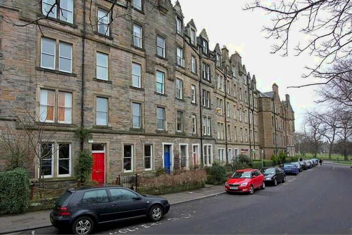 1 Bedroom Flat To Rent In , Marchmont Crescent, Edinburgh, EH9