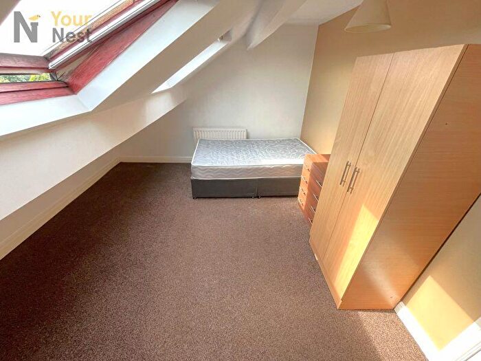 5 Bedroom End Of Terrace House To Rent In Westfield Road, Hyde Park, Leeds, LS3
