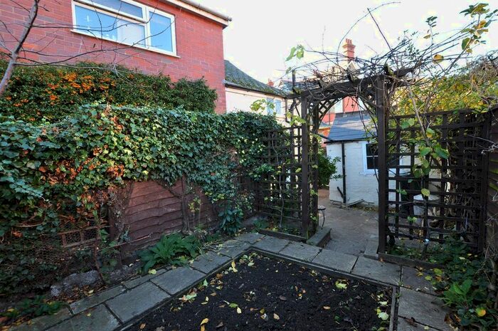 1 Bedroom End Of Terrace House To Rent In Court Road, Malvern, WR14