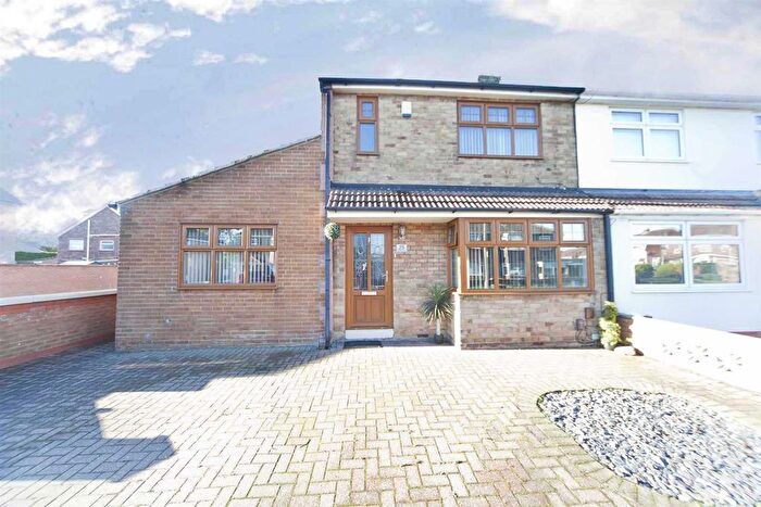 3 Bedroom Semi-detached House For Sale In Truro Drive, Hartlepool, TS25