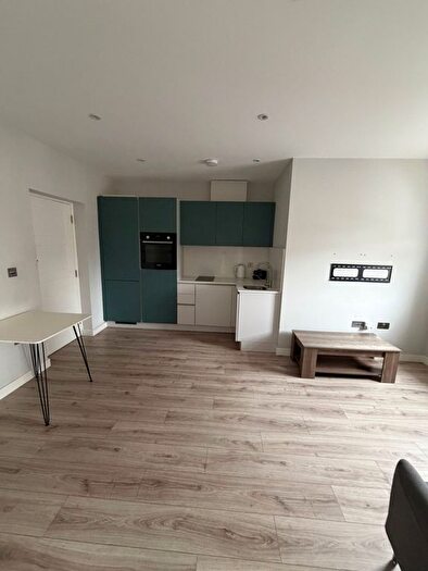 1 Bedroom Flat To Rent In Theobald Street, Borehamwood, WD6