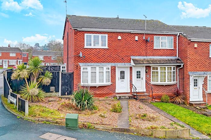 2 Bedroom End Of Terrace House For Sale In Gleneagles Drive, Arnold, NG5