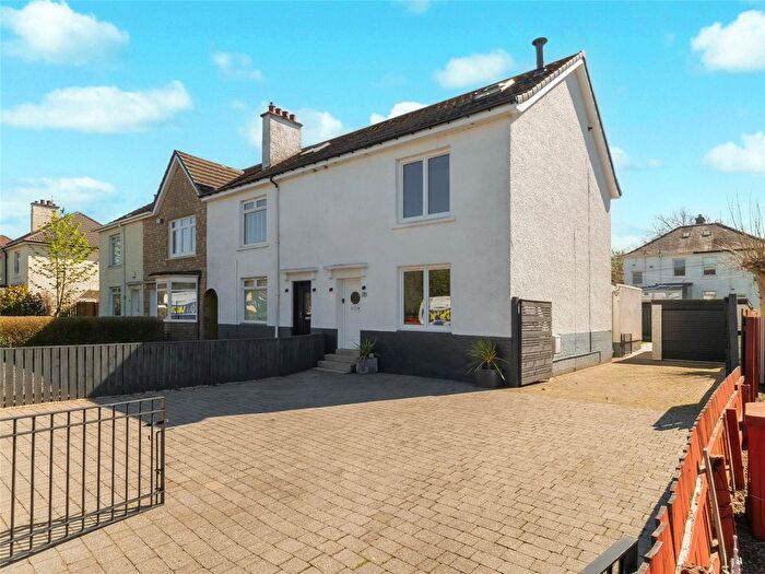 3 Bedroom End Of Terrace House For Sale In Waldemar Road, Knightswood, Glasgow, G13