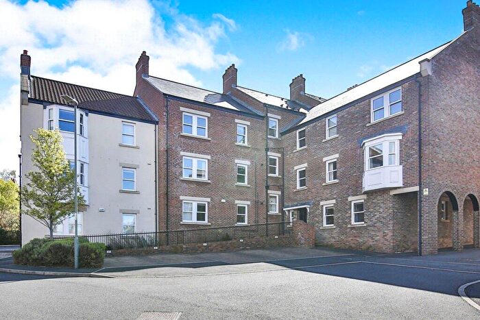 2 Bedroom Flat For Sale In The Sidings, Durham, DH1