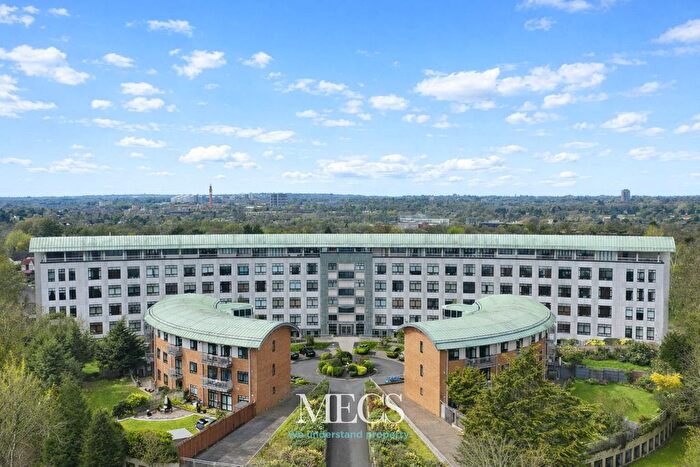 2 Bedroom Flat For Sale In Britannic Park, Yew Tree Road, Moseley, Birmingham, West Midlands, B13