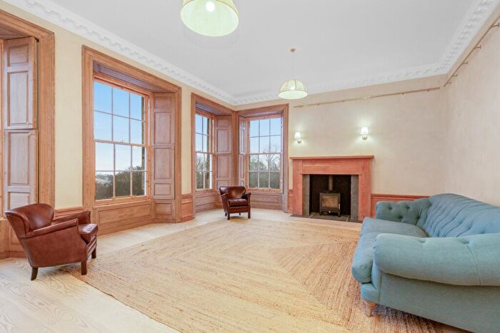 4 Bedroom Flat To Rent In Frederick Street, New Town, Edinburgh, EH2