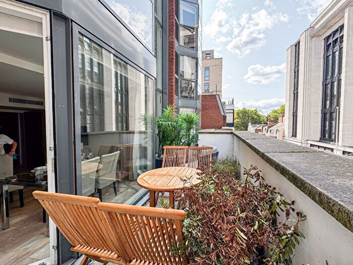 1 Bedroom Flat To Rent In Young Street, London, W8