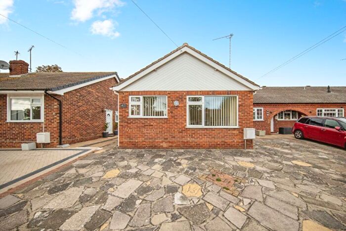 2 Bedroom Detached Bungalow For Sale In Ramplings Avenue, Clacton-On-Sea, Essex, CO15