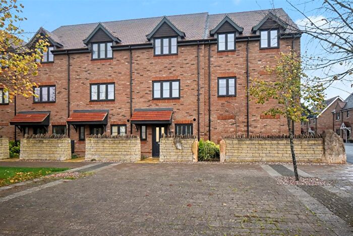 3 Bedroom Town House For Sale In London Road, Priors Hall Park, NN17
