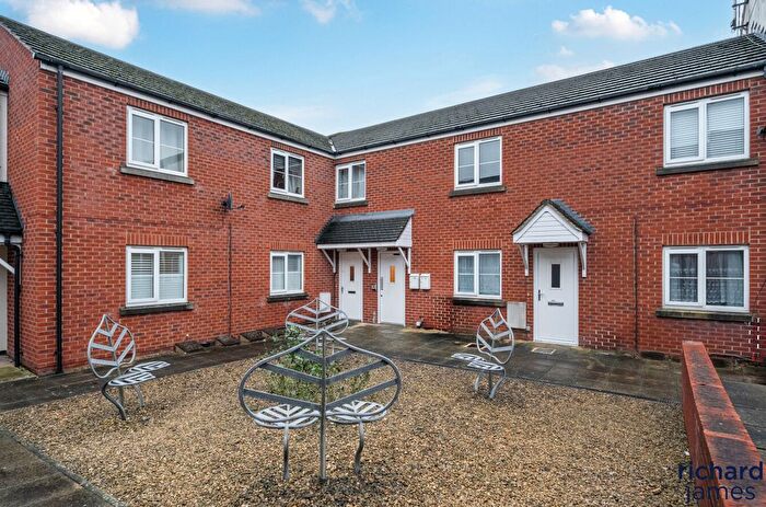 1 Bedroom Flat For Sale In Whitney Street, Swindon, SN1