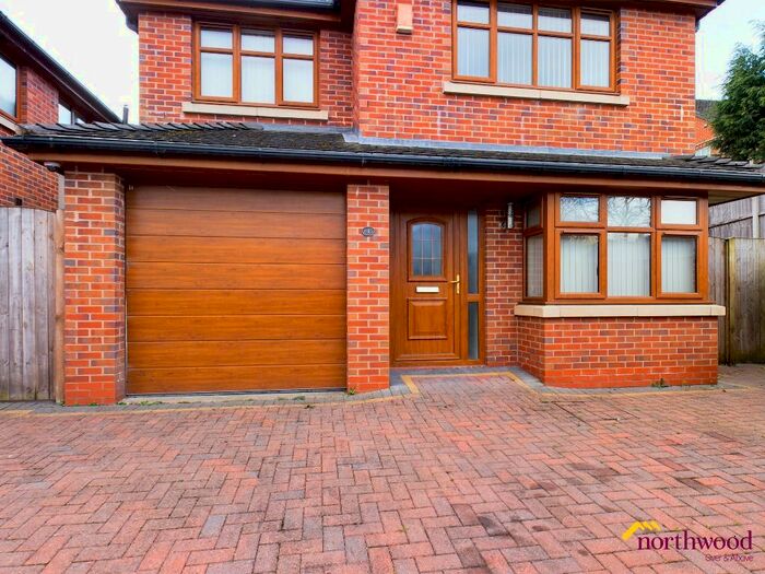 4 Bedroom Detached House To Rent In Sargeant Avenue, Stoke-On-Trent, ST6