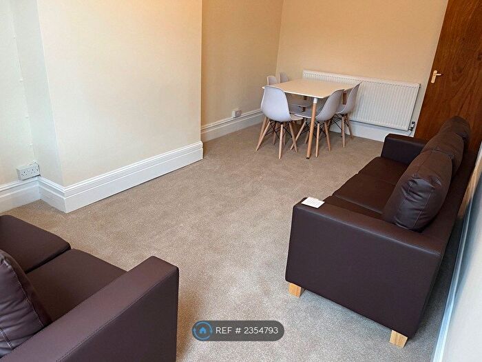 5 Bedroom Maisonette To Rent In Coldharbour Road, Bristol, BS6